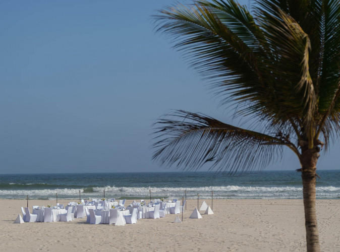 0036_Al_Baleed_Resort_Salalah_By_Anantara_Pool_View__Schoene Aussichten Touristik